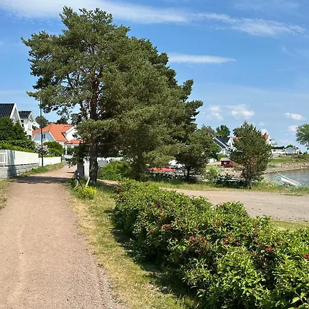 Ved Sjoen, Husvik- Tonsberg, 2 Hus! Tønsberg