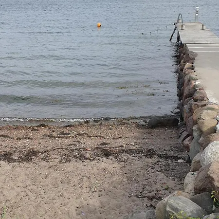 Ved Sjoen, Husvik- Tonsberg, 2 Hus! Tønsberg