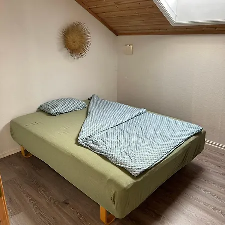 Ved Sjoen, Husvik- Tonsberg, 2 Hus! *