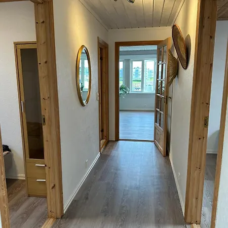 Ved Sjoen, Husvik- Tonsberg, 2 Hus! Villa Tønsberg