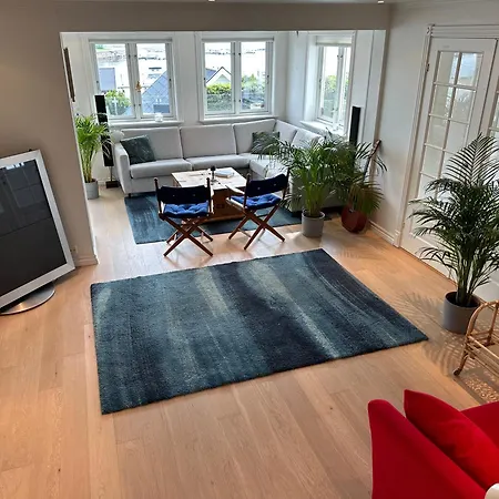 Villa Ved Sjoen, Husvik- Tonsberg, 2 Hus! Tønsberg