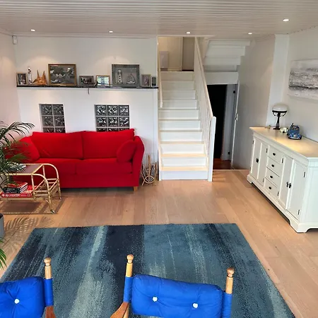 Ved Sjoen, Husvik- Tonsberg, 2 Hus! Vila Tønsberg