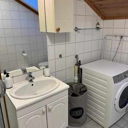 Ved Sjoen, Husvik- Tonsberg, 2 Hus! * Tonsberg